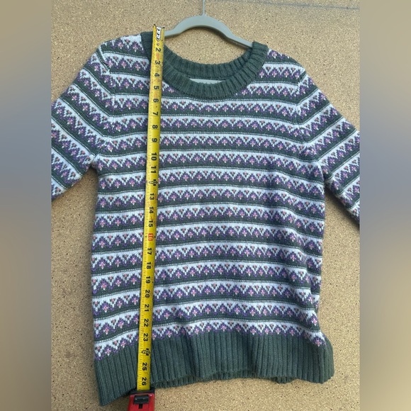 Croft & Barrow Green and Purple Crewneck Sweater Size Medium - Picture 7 of 8